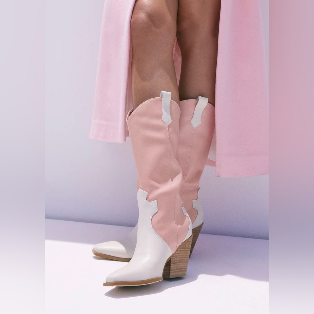 Bellini Pink and White Women's Boots NWOT - Picture 1 of 8